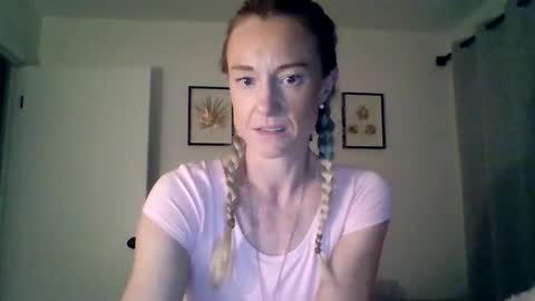 mockingbirds91 online show from April 17, 3:20 am