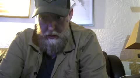Snapshot of moeblick chatting on October 12, 5:22 am moeblick online show from October 12, 5:22 am