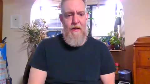 Snapshot of moeblick chatting on February 20, 12:25 pm moeblick online show from February 20, 12:25 pm