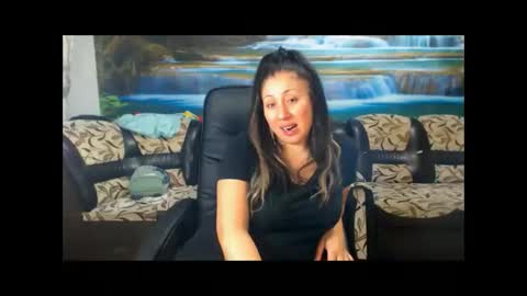 moistmady online show from November 10, 2:42 pm