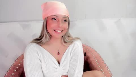 molly_logan online show from March 7, 1:27 am