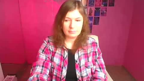 Molly online show from February 5, 1:04 pm