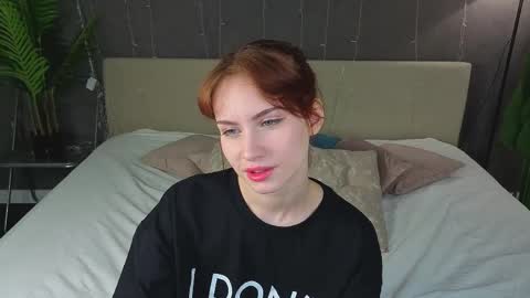 Molly online show from April 28, 12:08 am