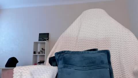 Molly online show from February 24, 5:43 am