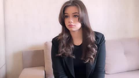 Molly online show from March 17, 12:54 pm