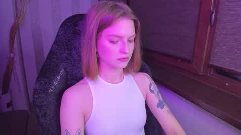 Snapshot of mollydangerous chatting on October 12, 2:42 pm Taisha online show from October 12, 2:42 pm