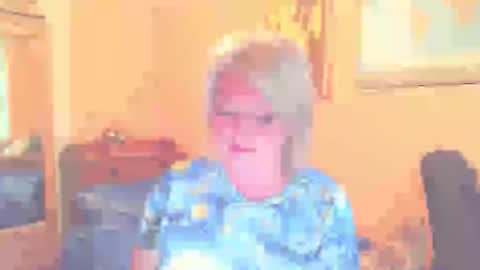 Mollyjoyq online show from May 25, 5:19 pm