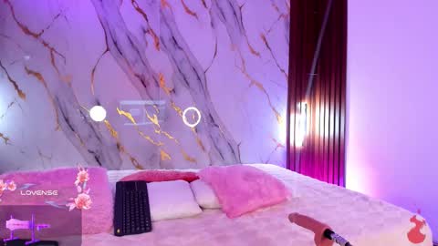 New girl Emily Valentina  Michelle online show from February 28, 3:16 pm