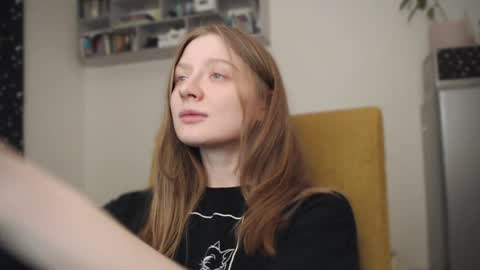 mollytucker online show from January 3, 3:33 pm