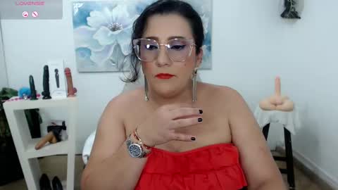 Snapshot of mom_17 chatting on March 9, 12:10 am Celeste online show from March 9, 12:10 am