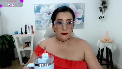 Snapshot of mom_17 chatting on February 10, 12:19 am Celeste online show from February 10, 12:19 am