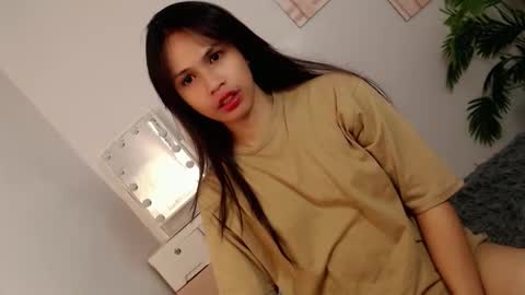 MOMIKHEM online show from October 4, 2:31 am