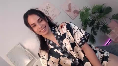 MOMIKHEM online show from October 23, 6:37 am