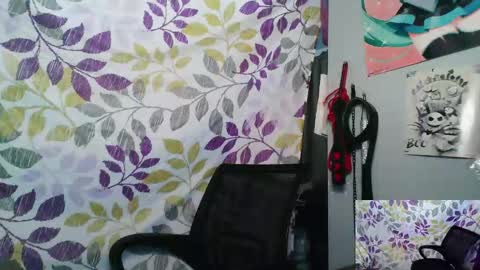 Mommy bubbles online show from December 19, 1:34 am