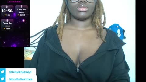 Mommy Trixie online show from September 30, 11:37 pm