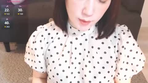 Momo online show from May 22, 4:19 am