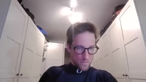 moms_little_monster online show from November 30, 6:48 pm