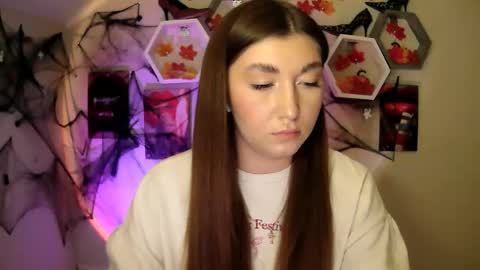 sweet girl and shine body online show from October 9, 11:59 am