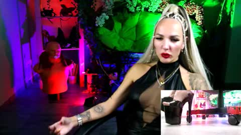 Monika online show from October 18, 2:32 pm