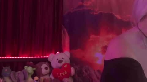 Snapshot of monicutex chatting on December 13, 5:16 am Monika    online show from December 13, 5:16 am