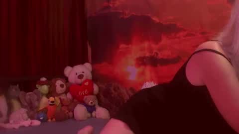 Snapshot of monicutex chatting on October 14, 2:03 am Monika    online show from October 14, 2:03 am