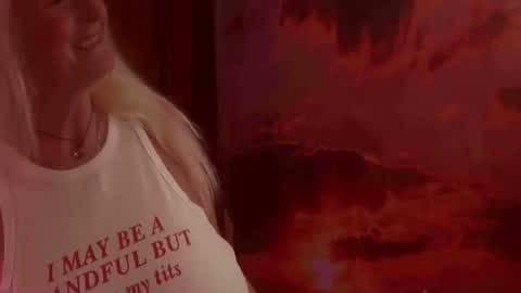 Snapshot of monicutex chatting on October 4, 1:25 am Monika    online show from October 4, 1:25 am