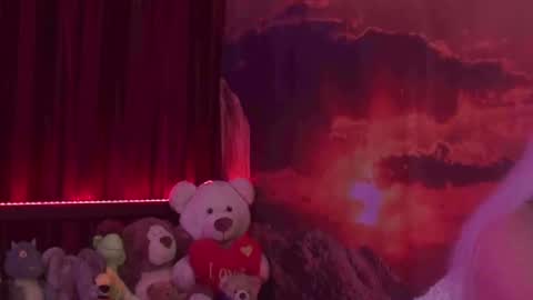 Snapshot of monicutex chatting on December 8, 2:35 am Monika    online show from December 8, 2:35 am