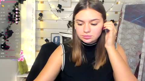 Monika online show from October 29, 1:35 pm