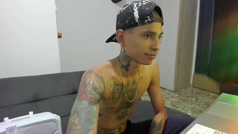 monkeyd_66 online show from December 16, 8:31 am