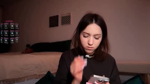 Mary online show from December 18, 11:16 am