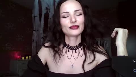 monparis_dream online show from October 31, 1:33 pm