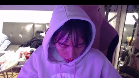 Snapshot of monstercockselfsuck chatting on December 8, 2:19 pm ELYSE A SIMPLE GIRL online show from December 8, 2:19 pm