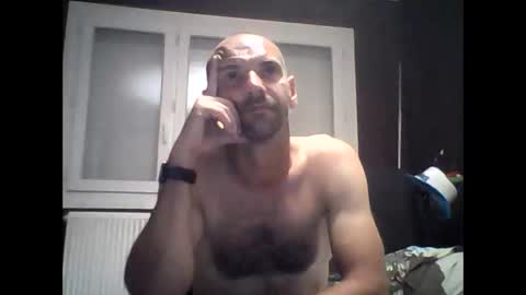 montmasse online show from May 27, 9:01 pm