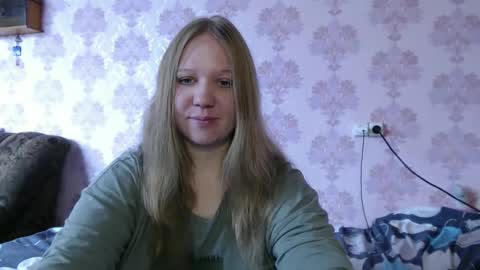 moon_linght000 online show from May 31, 4:11 am