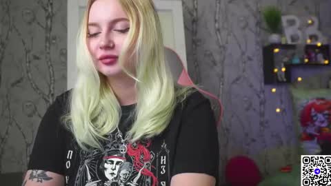 Emilia online show from January 6, 9:02 am