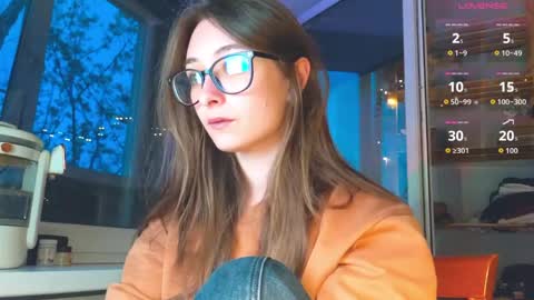 Dana online show from April 19, 6:21 pm