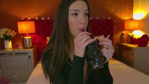 moonligt_iris online show from March 3, 5:36 am