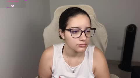 Moon Woman online show from November 17, 3:09 am