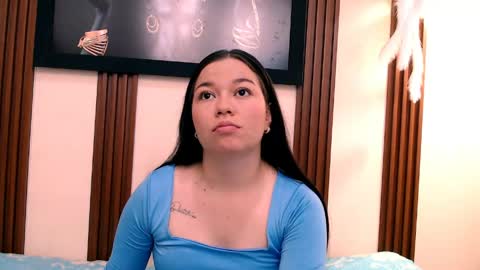 alexia online show from April 15, 7:27 pm