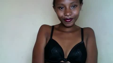 morgane_69 online show from May 19, 7:04 am