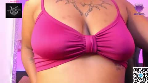 morticia_420 online show from July 17, 8:00 pm