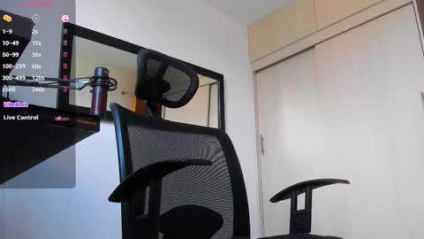 chris online show from December 21, 8:37 pm