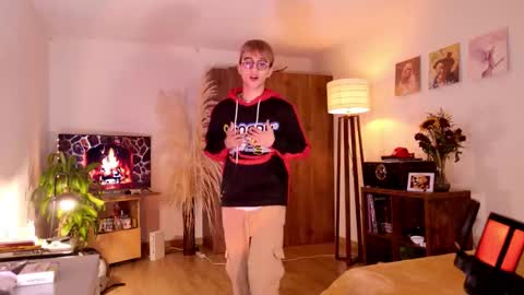 Mr Evans online show from September 30, 5:01 pm