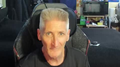 MR FLAT TOP online show from May 30, 1:48 am