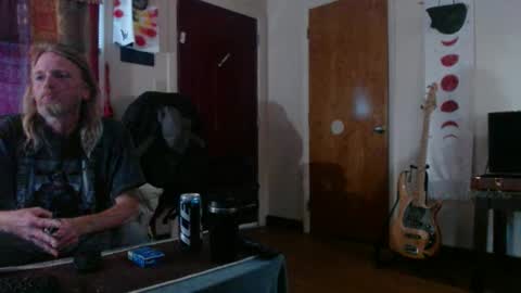 Snapshot of mr_happy12 chatting on October 30, 9:04 pm mr_happy12 online show from October 30, 9:04 pm