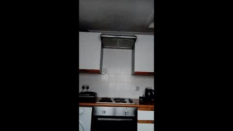 mr_i_ online show from June 7, 9:58 am