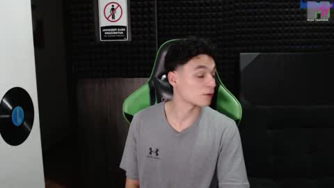 Call me Angel please online show from December 20, 1:23 am