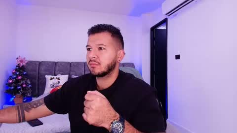 MIKEE online show from December 14, 3:02 am