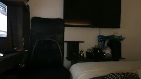 Dannys online show from February 26, 2:41 am