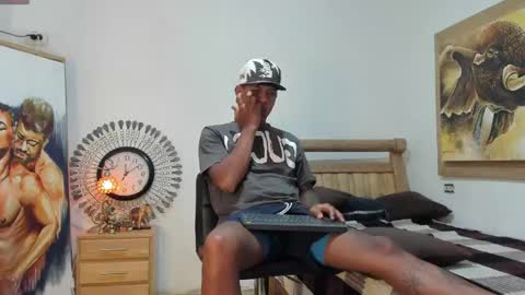 mr_stiven_ online show from May 6, 3:01 am